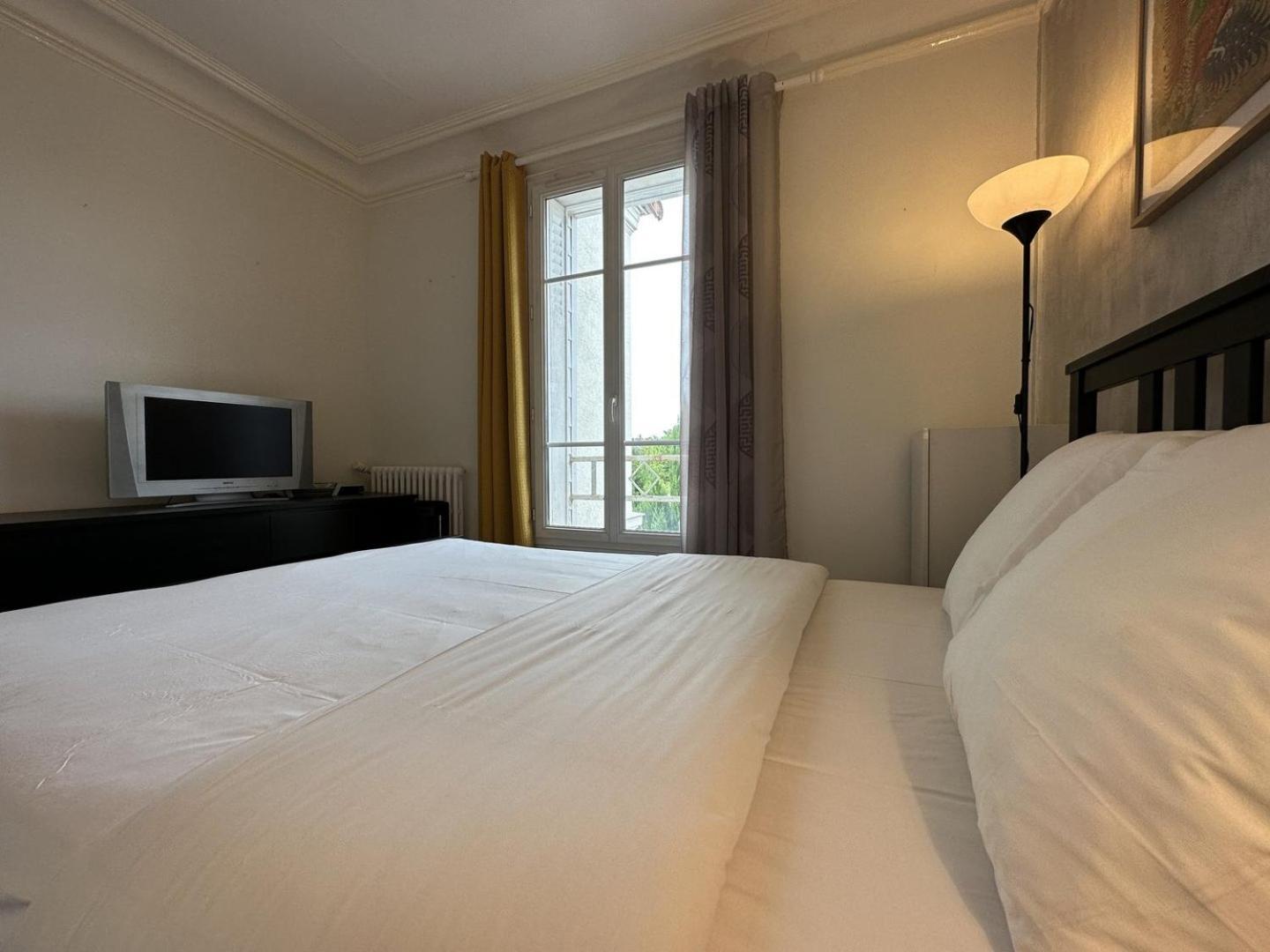 Hotel La Maison Des Lumieres Chartres Zewnętrze zdjęcie