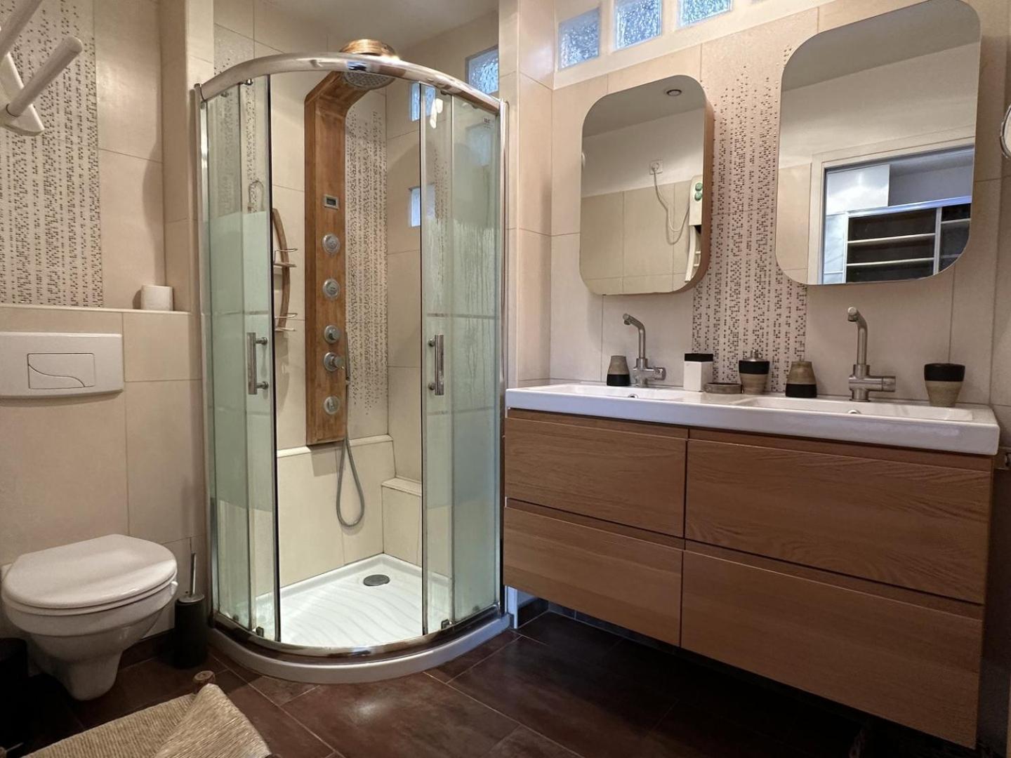 Hotel La Maison Des Lumieres Chartres Zewnętrze zdjęcie